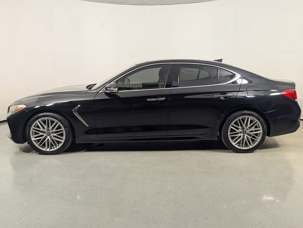 Used 2020 Genesis G70 2.0T w/ Elite Package RWD image 4