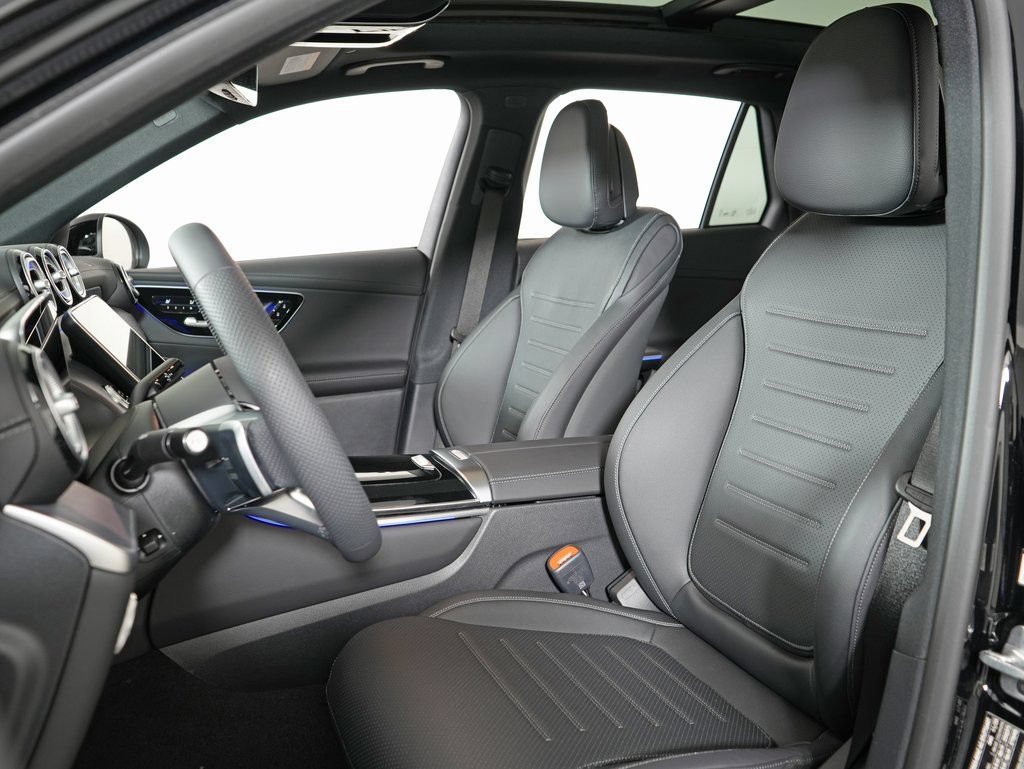 Certified 2026 Mercedes-Benz GLC 300 4MATIC image 9