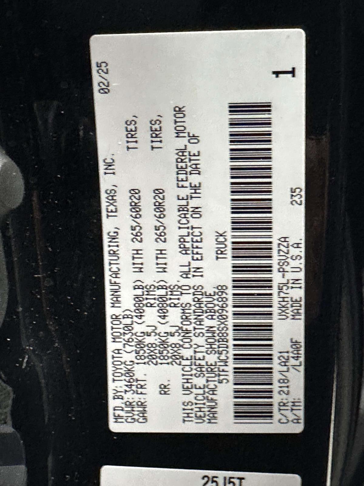 New 2025 Toyota Tundra Platinum AWD/4WD image 33