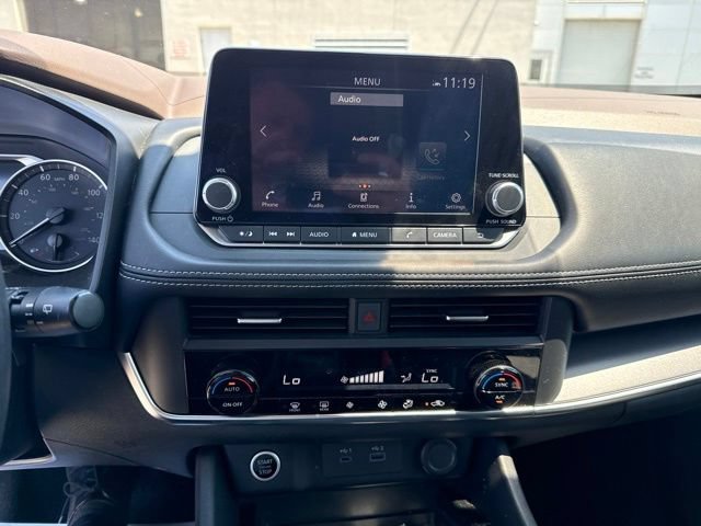 Used 2023 Nissan Rogue SV AWD/4WD image 31