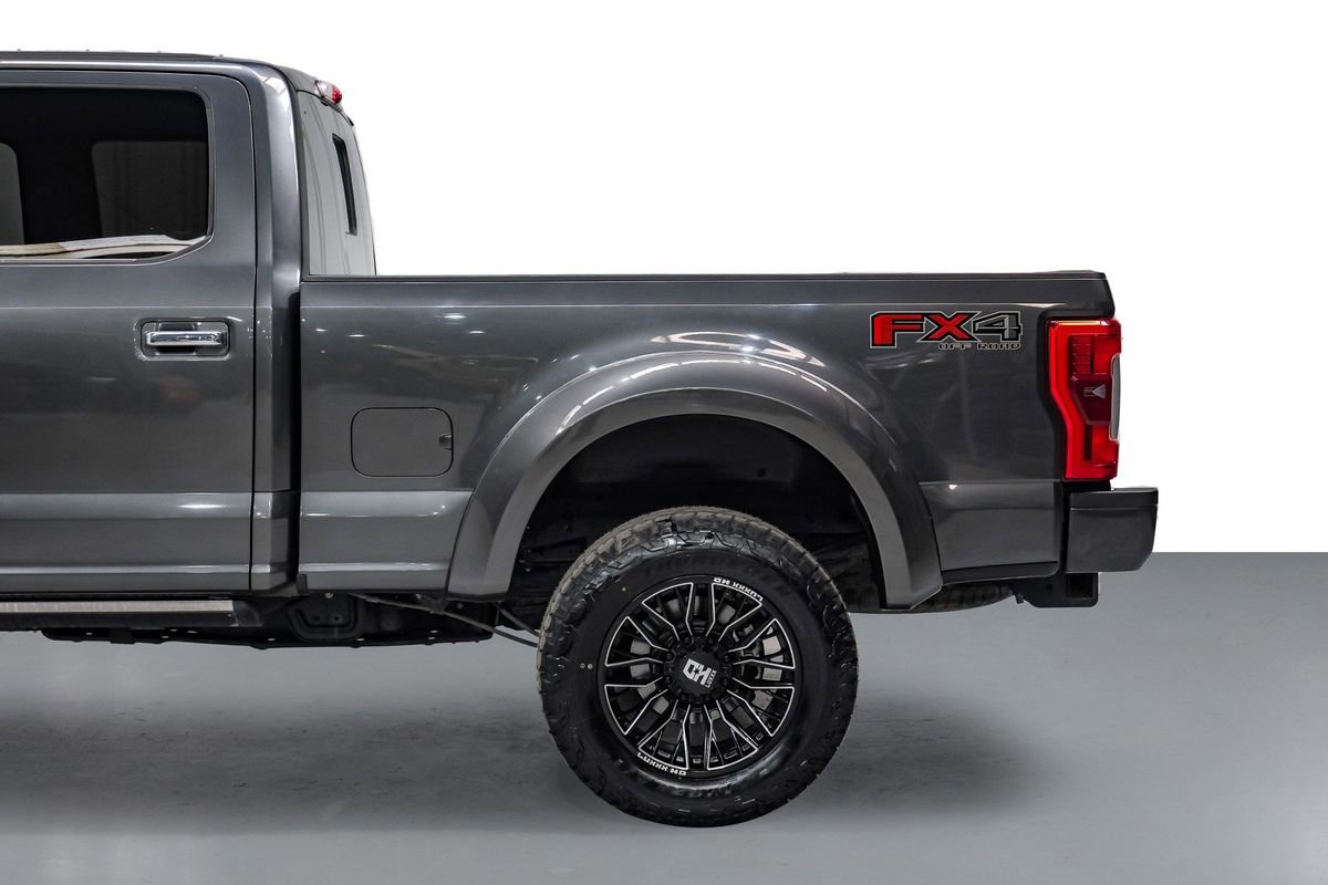 Used 2017 Ford F250 Platinum w/ Platinum Ultimate Package image 12