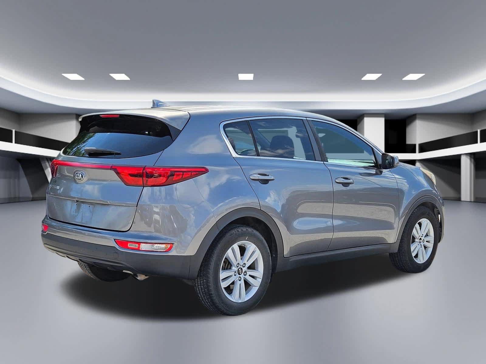 Used 2018 Kia Sportage LX FWD image 6
