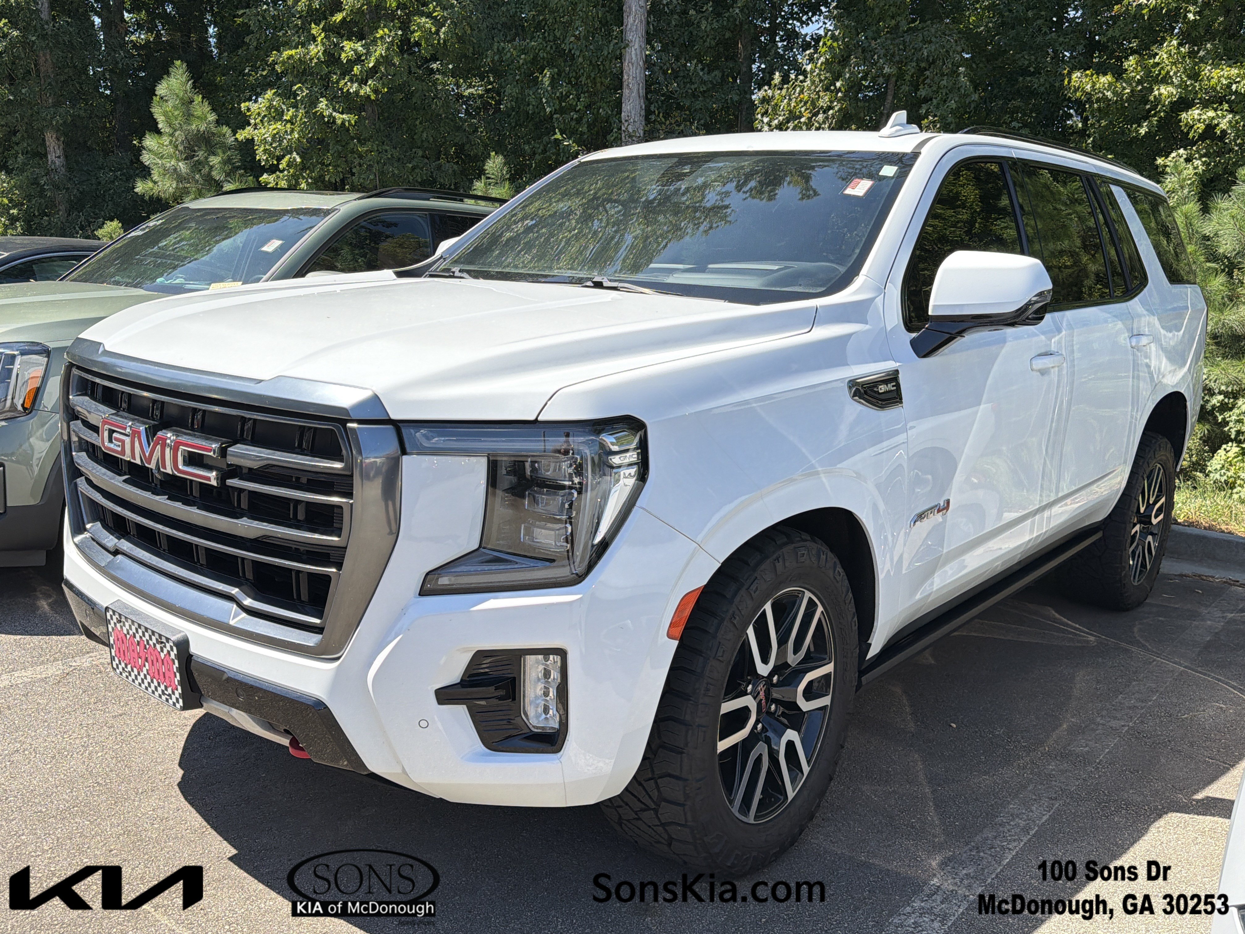 Used 2021 GMC Yukon AT4 w/ AT4 Premium Plus Package AWD/4WD image 1