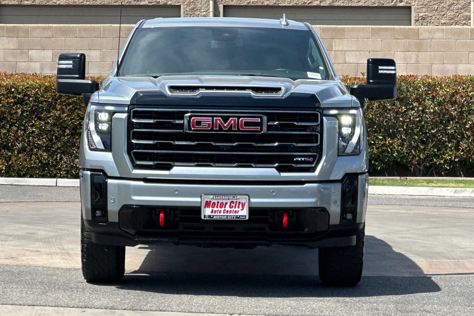 Certified 2025 GMC Sierra 2500 AT4 AWD/4WD image 9