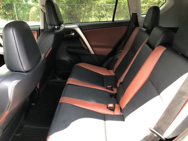 Used 2015 Toyota RAV4 Limited w/ Technology Package AWD/4WD image 36