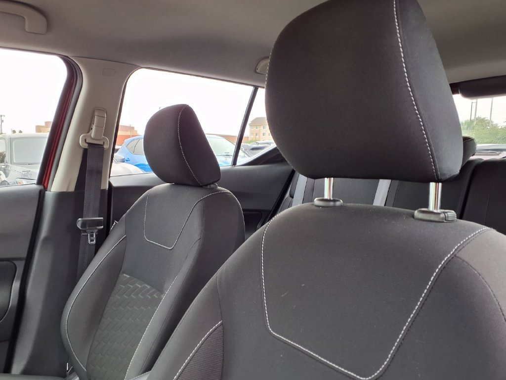 Used 2022 Nissan Kicks SV FWD image 17