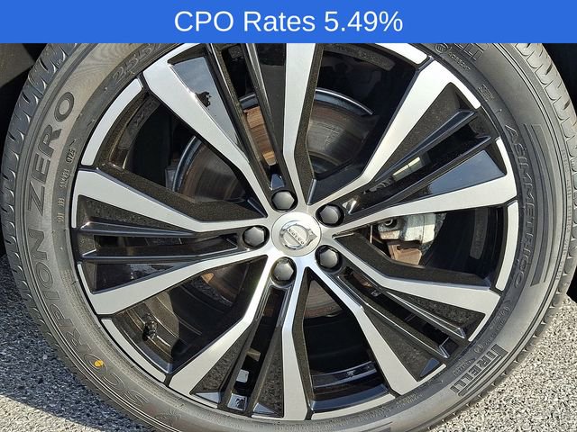 Certified 2024 Volvo XC60 B5 Plus w/ Climate Package AWD/4WD image 10