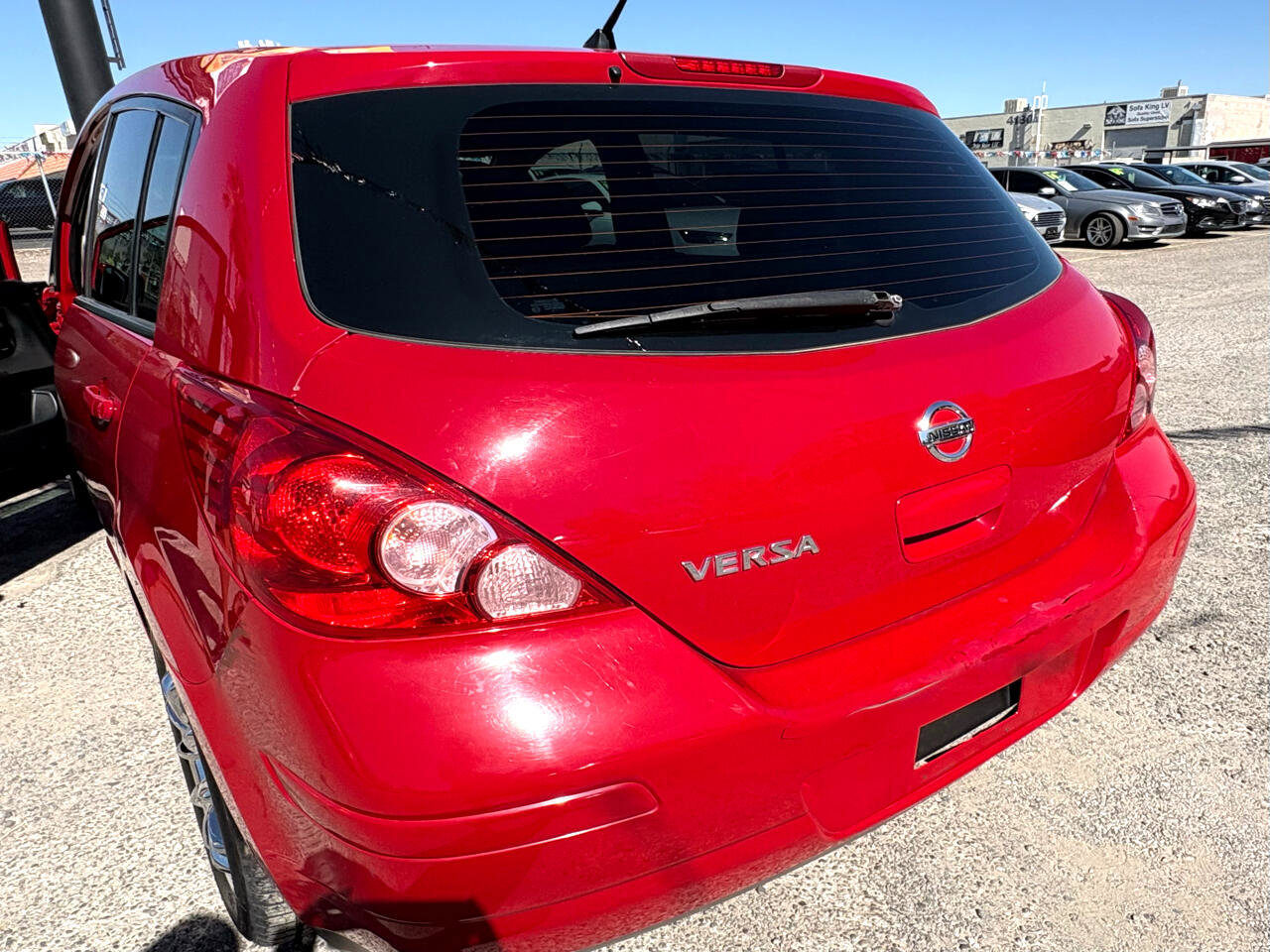 Used 2012 Nissan Versa 1.8 S image 4