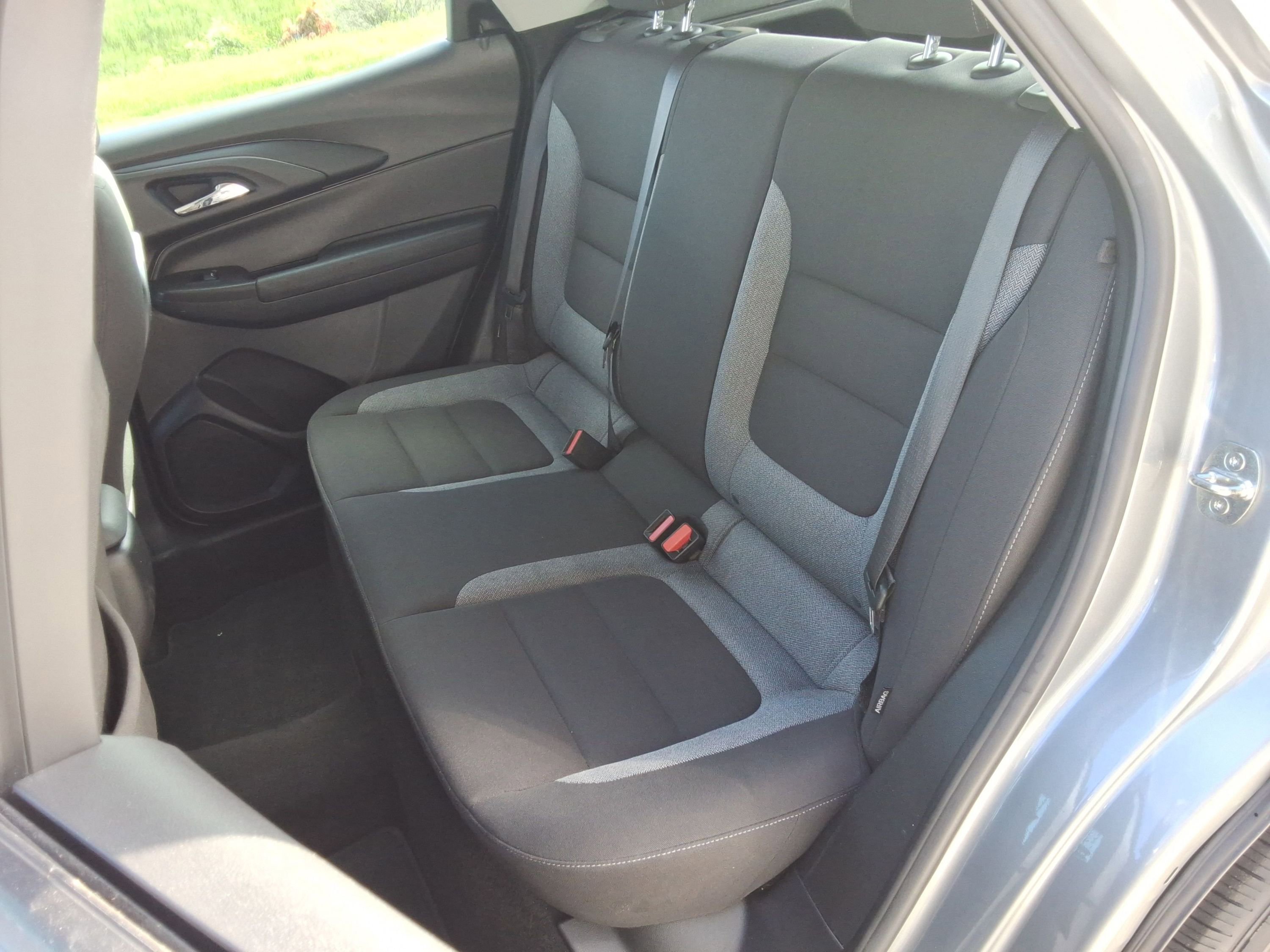 Used 2023 Chevrolet TrailBlazer LS AWD/4WD image 28