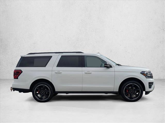 Used 2022 Ford Expedition Max Limited image 4