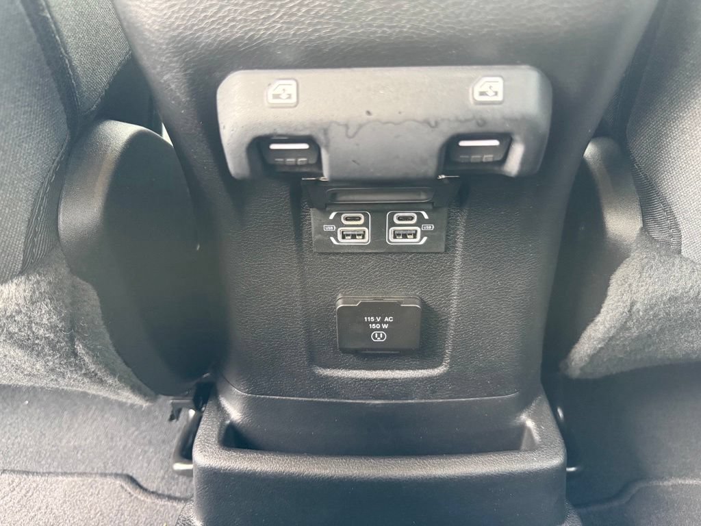 Used 2025 Jeep Wrangler Unlimited Sahara w/ Safety Group AWD/4WD image 37