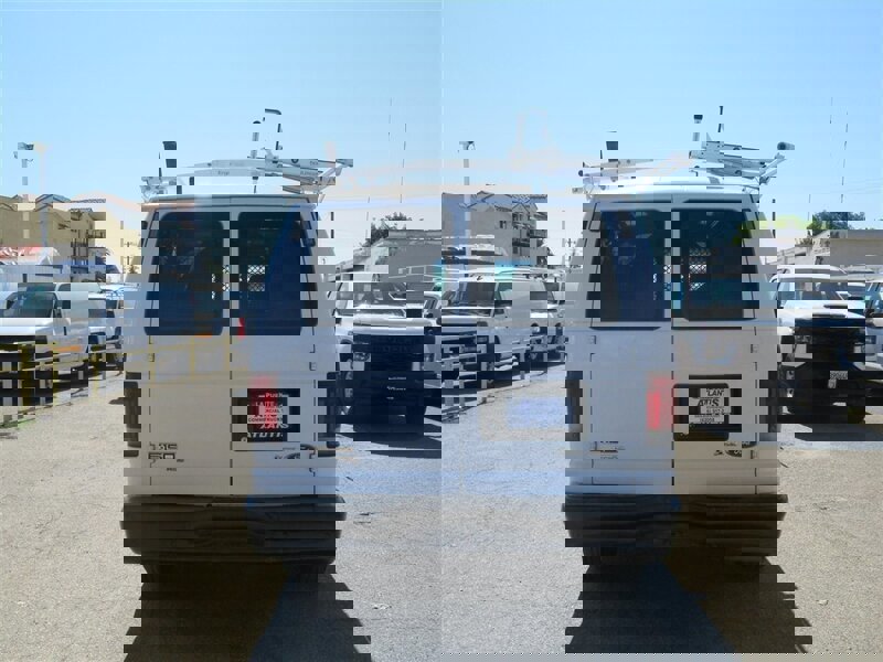 Used 2013 Ford E-150 and Econoline 150 image 3