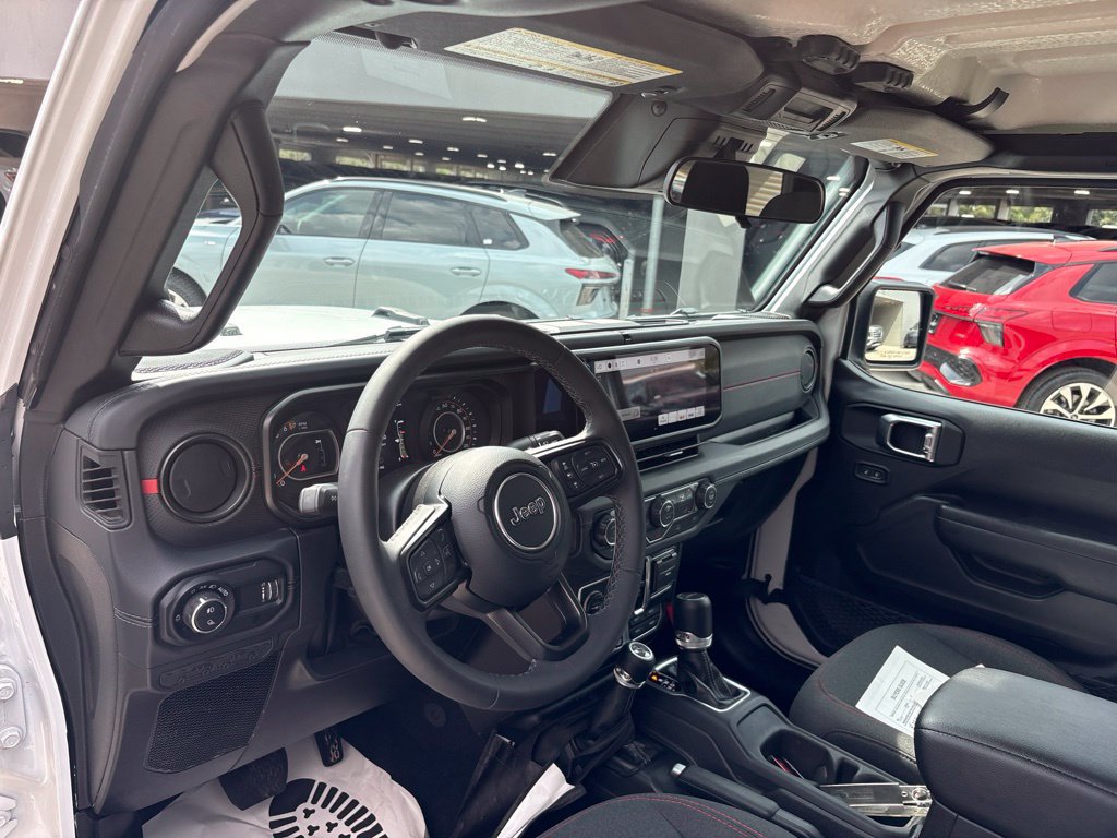 Used 2026 Jeep Gladiator Rubicon AWD/4WD image 15