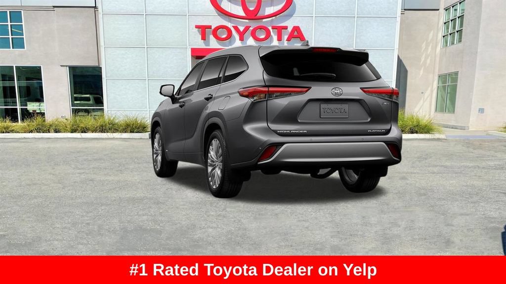 New 2026 Toyota Highlander Platinum AWD/4WD image 4