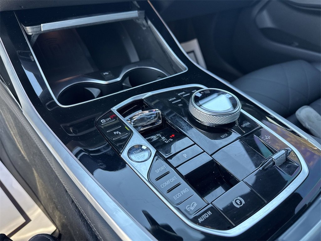 Used 2023 BMW X7 xDrive40i w/ M Sport Package image 20