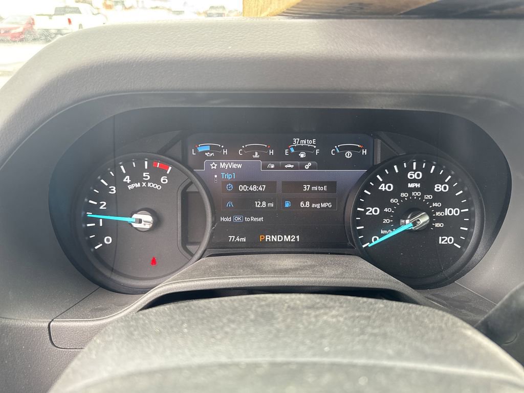 New 2025 Ford E-450 and Econoline 450 Super Duty w/ Driver's Safety Package image 17