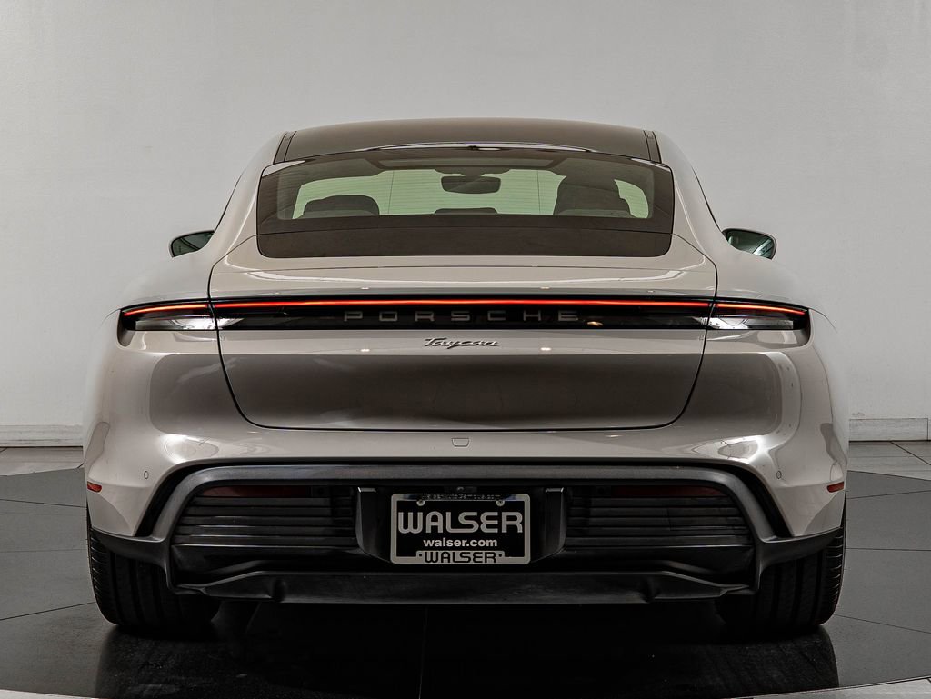 Certified 2022 Porsche Taycan image 7