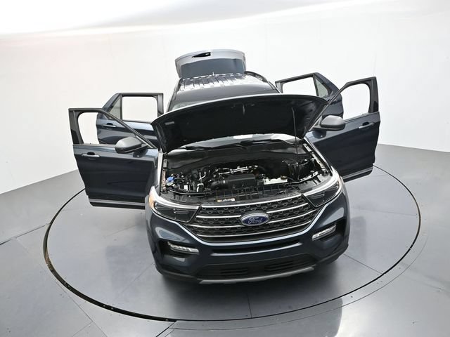 Used 2023 Ford Explorer XLT w/ Equipment Group 202A AWD/4WD image 51