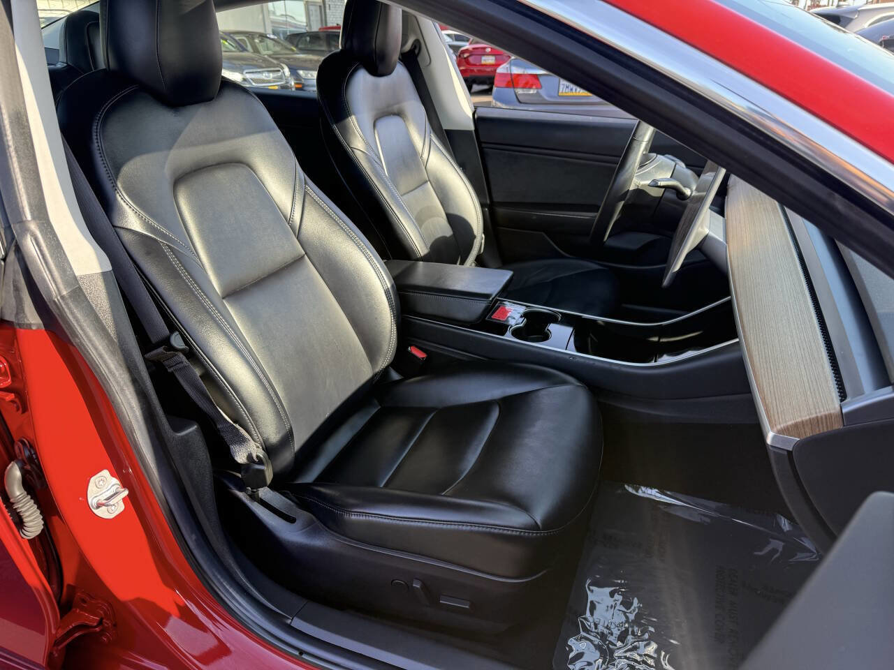 Used 2018 Tesla Model 3 Long Range RWD image 10