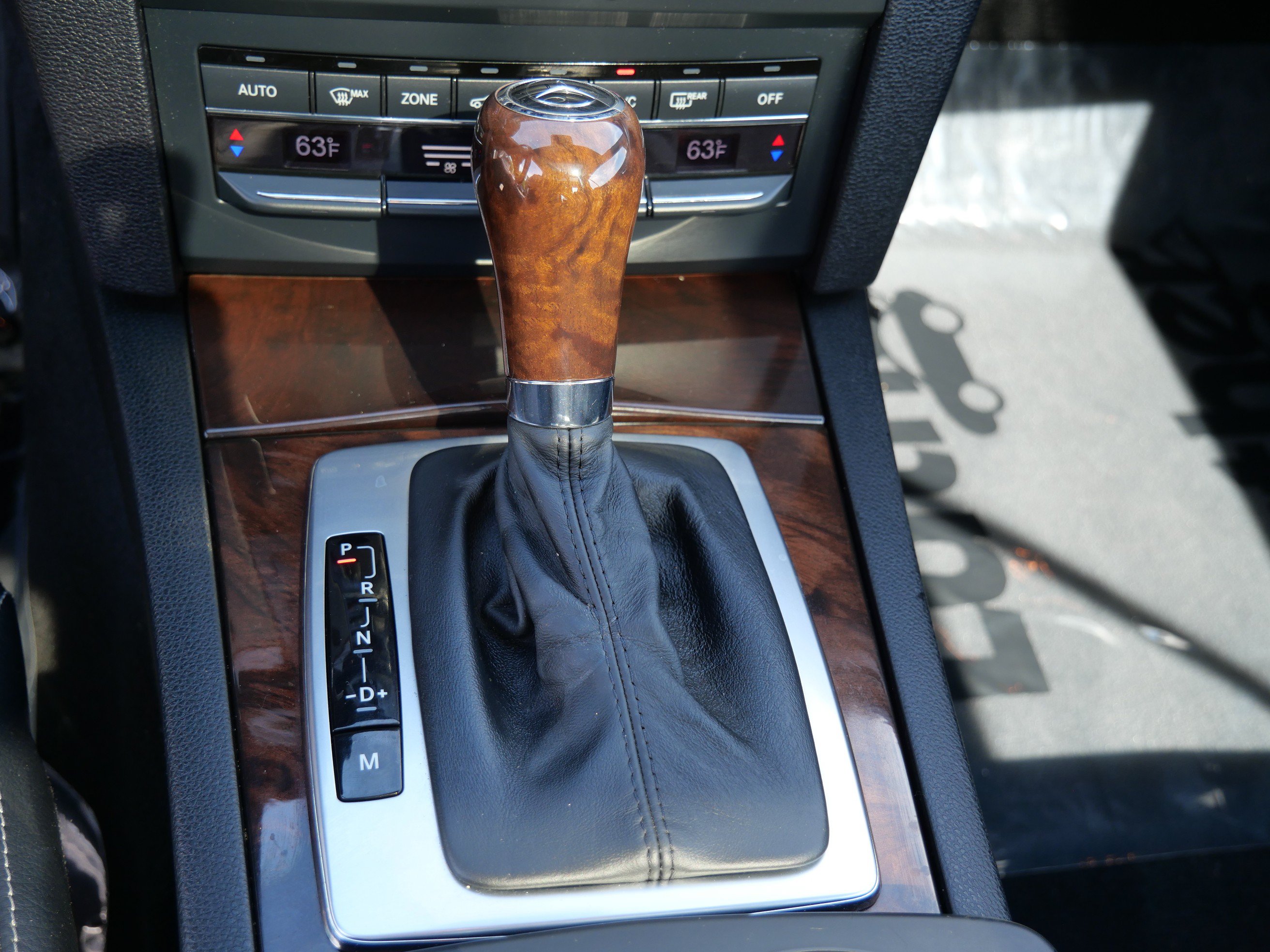 Used 2011 Mercedes-Benz E 550 Coupe image 17