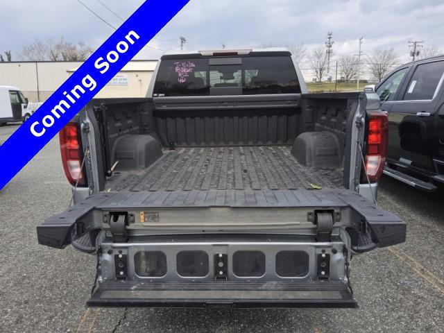 Used 2023 GMC Sierra 1500 Elevation w/ Preferred Package AWD/4WD image 5