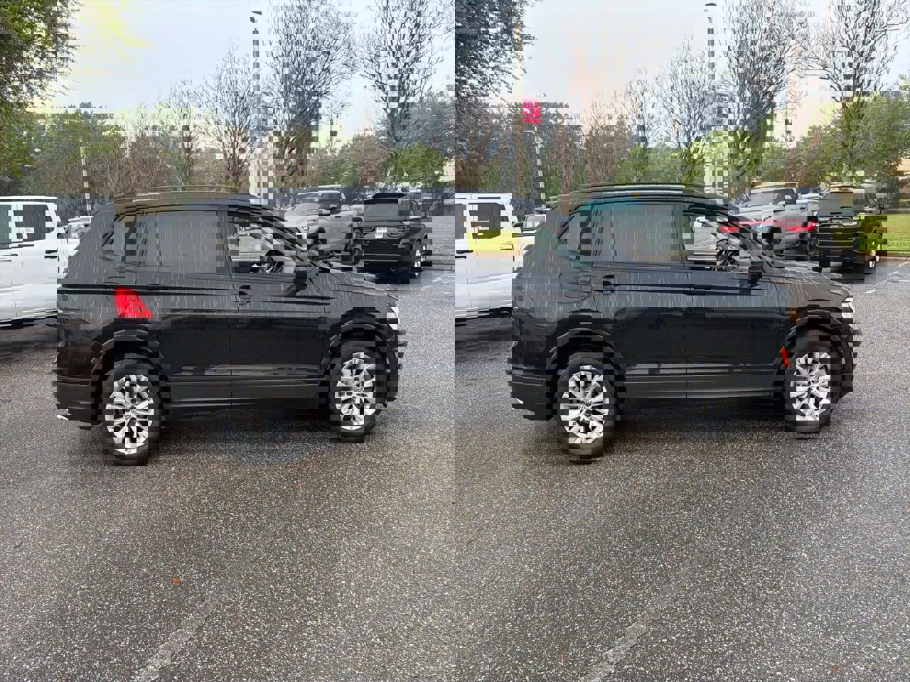 Used 2019 Volkswagen Tiguan S w/ Driver Assistance Package image 6