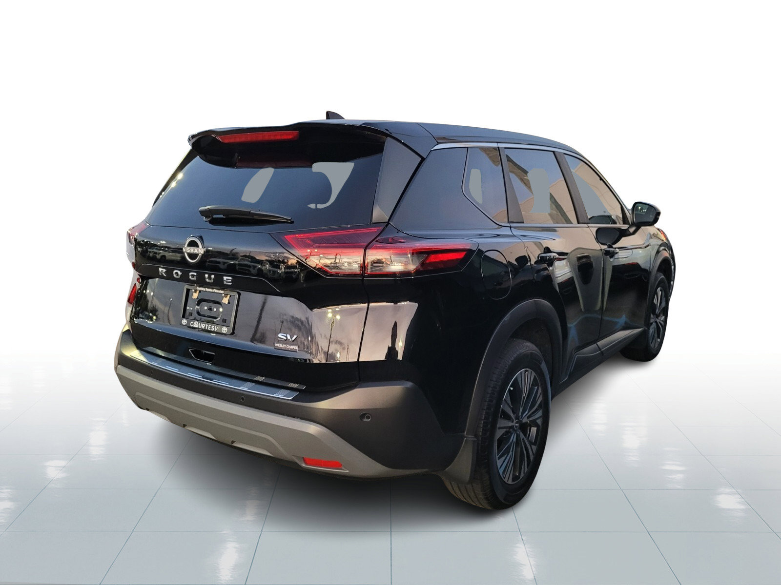 Used 2023 Nissan Rogue SV image 3
