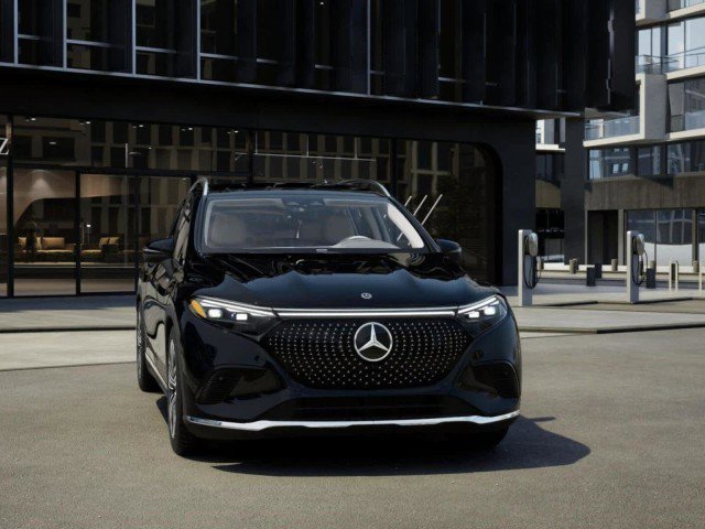 New 2026 Mercedes-Benz EQS 400 4MATIC SUV image 10