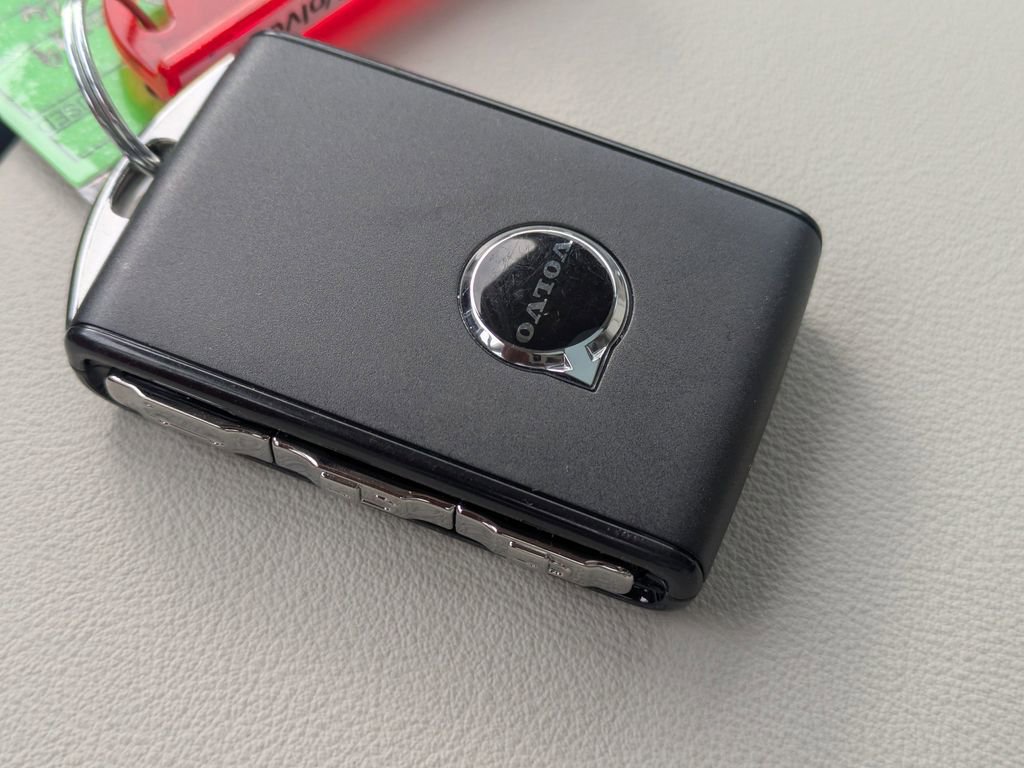 New 2026 Volvo XC90 B6 Ultra w/ Protection Package Premier AWD/4WD image 30