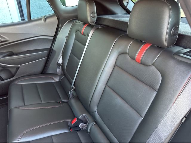 Used 2024 Chevrolet Trax RS w/ Sunroof Package image 16