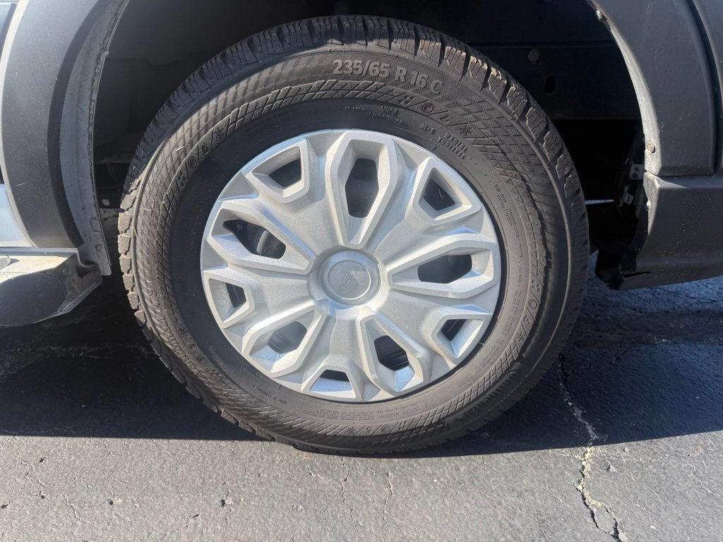 Used 2025 Ford Transit 250 Low Roof w/ Exterior Upgrade Package RWD image 49