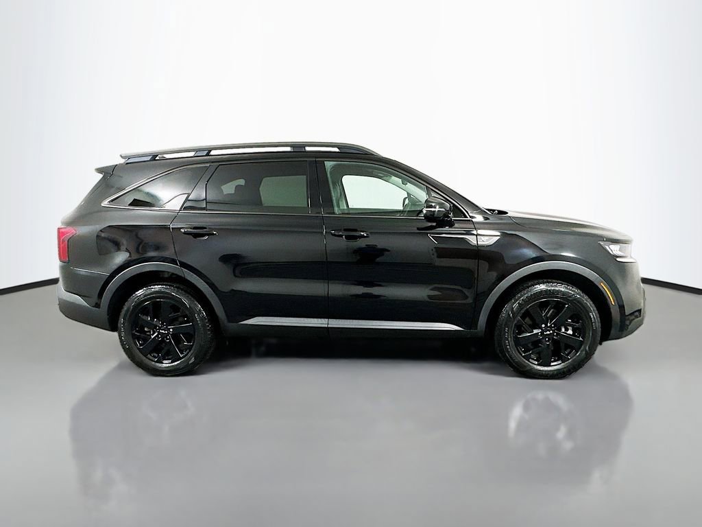 Used 2023 Kia Sorento S AWD/4WD image 4
