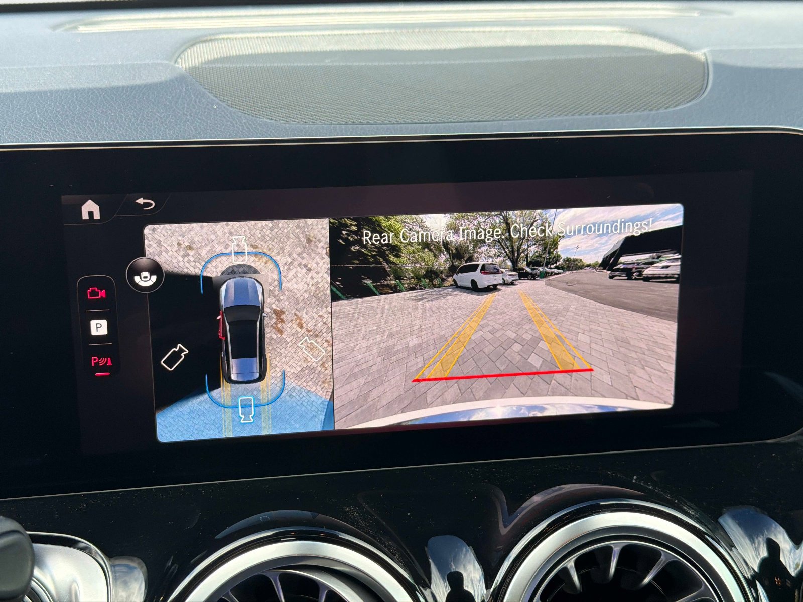 Used 2026 Mercedes-Benz GLB 250 4MATIC image 43