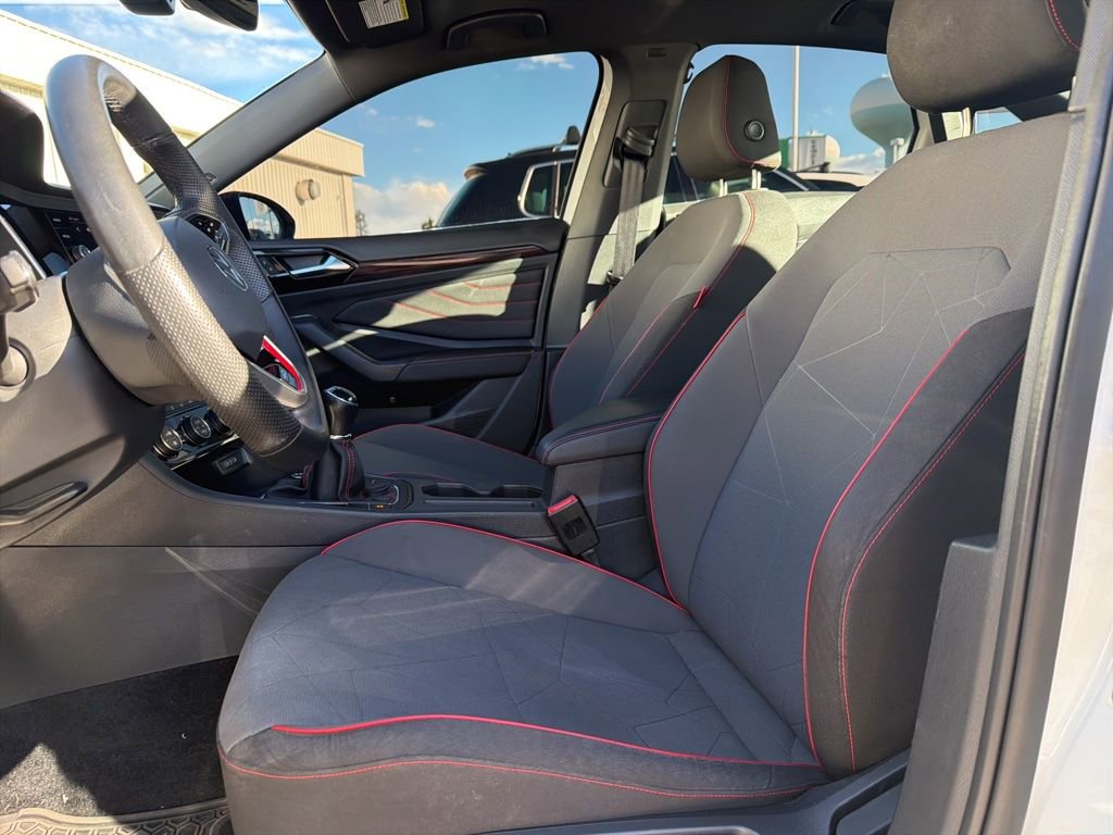 Used 2024 Volkswagen Jetta GLI 40th Anniversary Edition FWD image 11