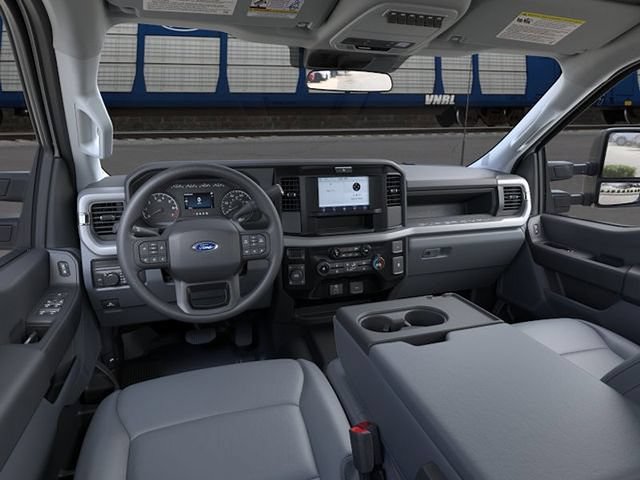 New 2026 Ford F350 XL w/ FX4 Off-Road Package AWD/4WD image 9
