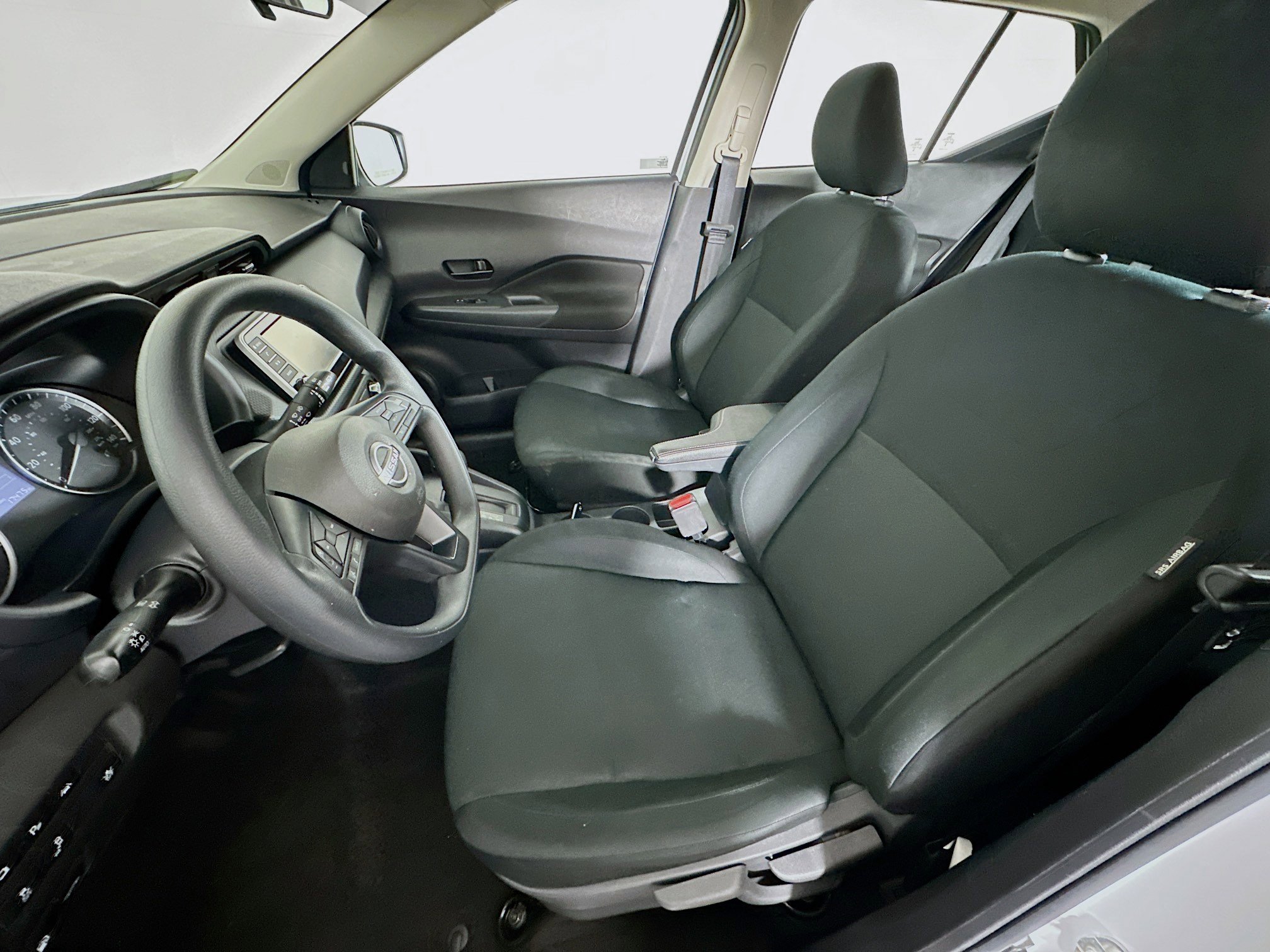 Used 2024 Nissan Kicks S image 13