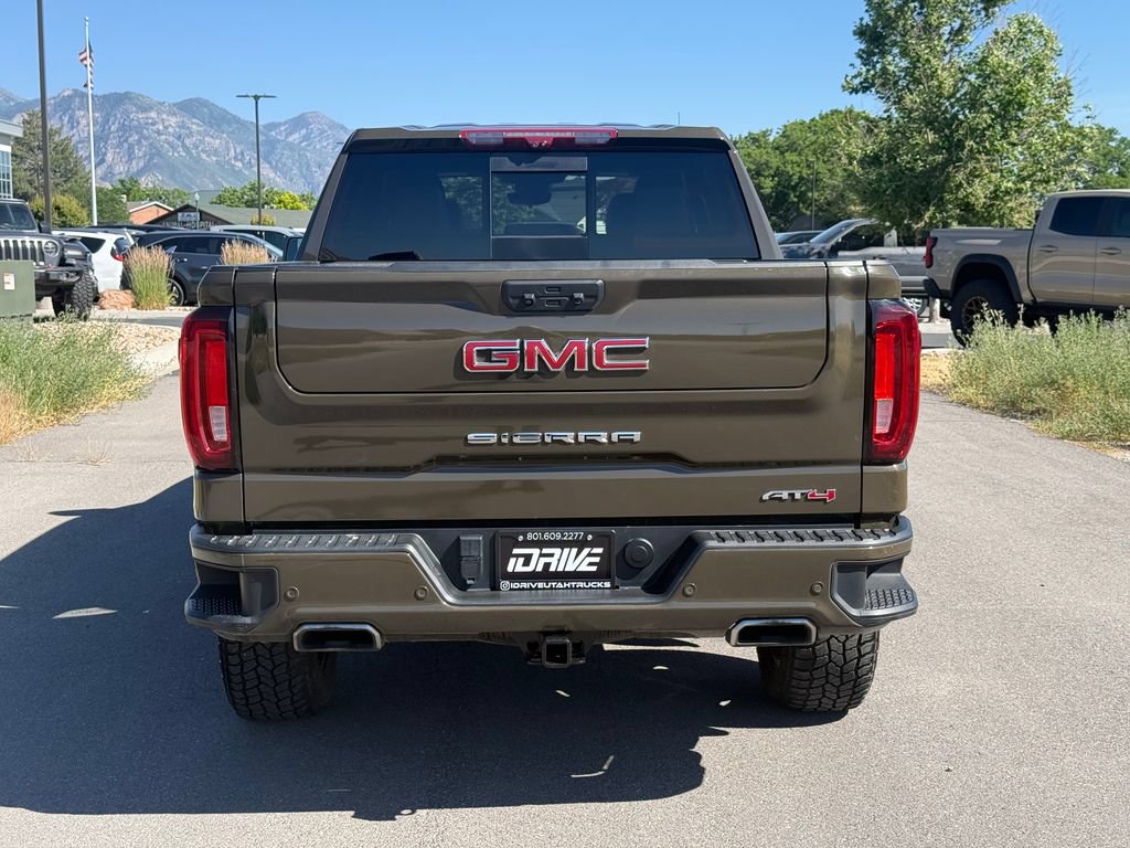 Used 2023 GMC Sierra 1500 AT4 w/ Technology Package AWD/4WD image 11