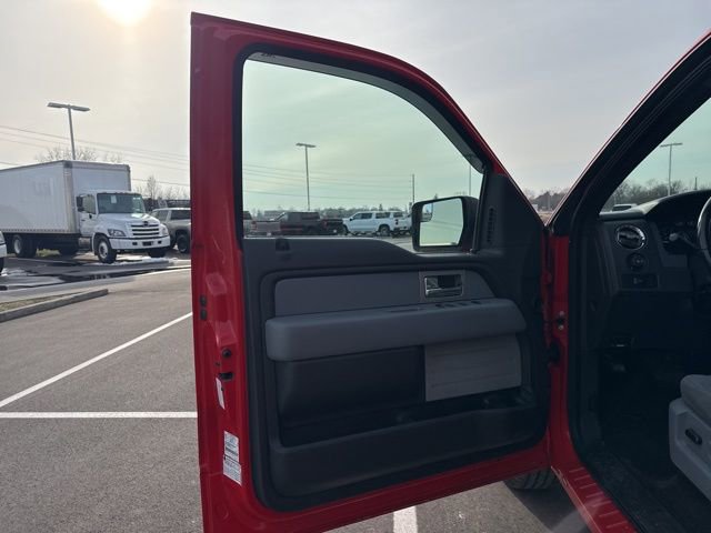 Used 2011 Ford F150 XLT w/ XLT Convenience Pkg image 11