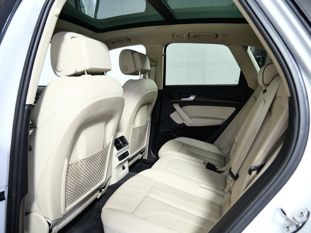 Used 2024 Audi Q5 2.0T Premium Plus AWD/4WD image 12