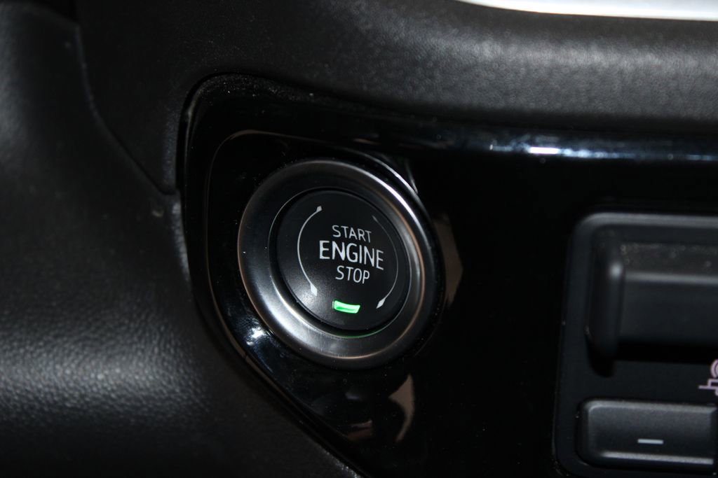 Used 2025 GMC Sierra 1500 SLT image 29