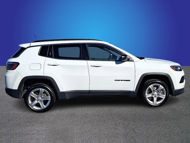 Used 2024 Jeep Compass Latitude image 7