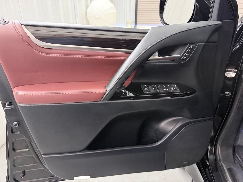 Used 2016 Lexus LX 570 4WD image 12