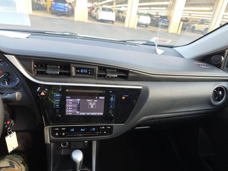Used 2018 Toyota Corolla LE FWD image 10