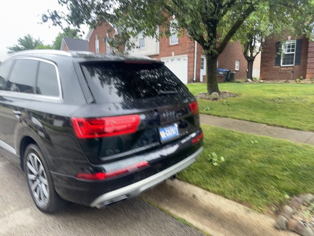Used 2017 Audi Q7 3.0T Premium Plus w/ Premium Plus Package AWD/4WD image 5