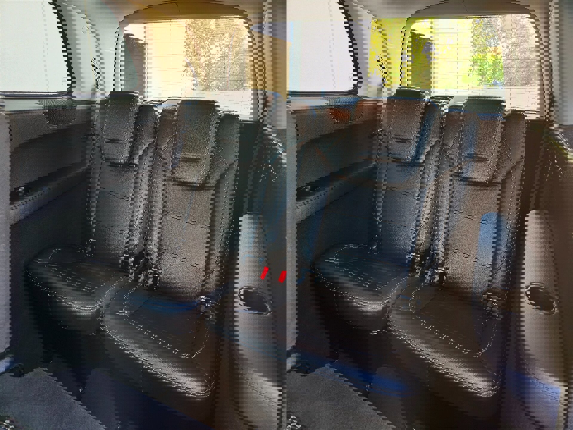 Used 2015 Mercedes-Benz GL 550 4MATIC image 28