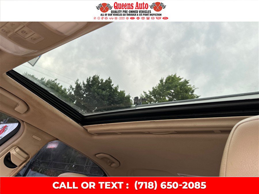 Used 2014 Mercedes-Benz C 300 4MATIC Sedan image 24