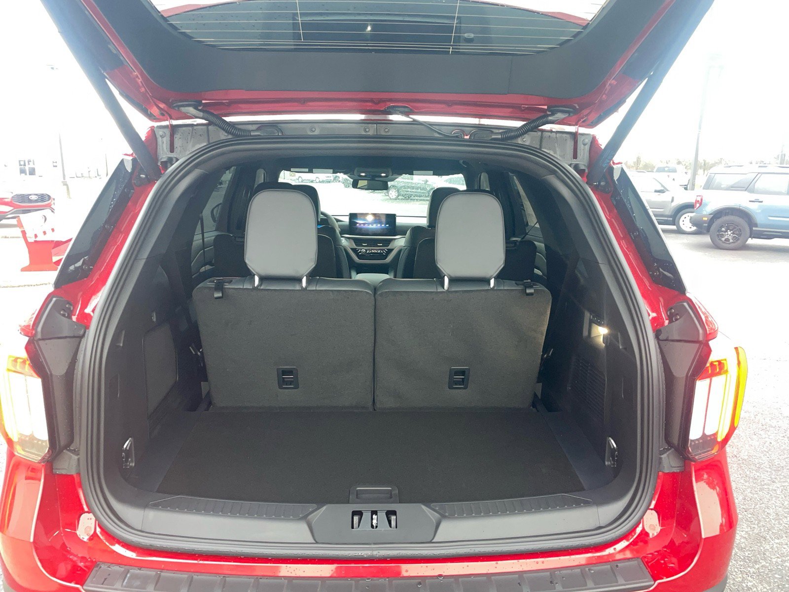 New 2026 Ford Explorer ST image 10