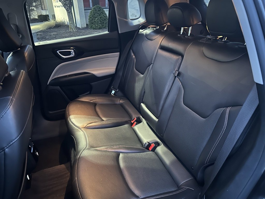 Used 2022 Jeep Compass Limited image 18