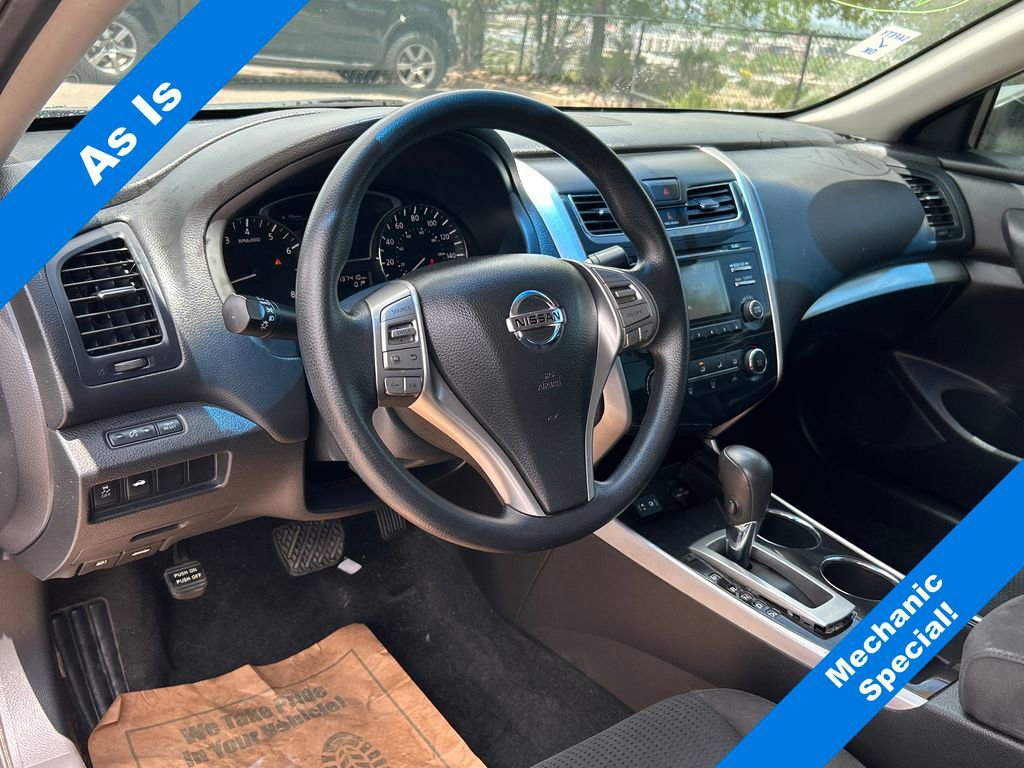 Used 2014 Nissan Altima 2.5 S w/ Display Audio Package FWD image 12