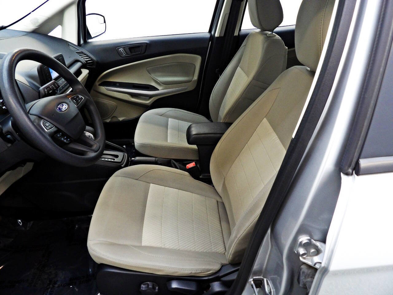 Used 2019 Ford EcoSport S image 8